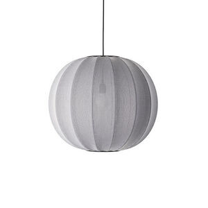 Rund strikket lampe med sølvfinish, designet af ISKOS-BERLIN, 55 cm høj, genanvendt polyester.